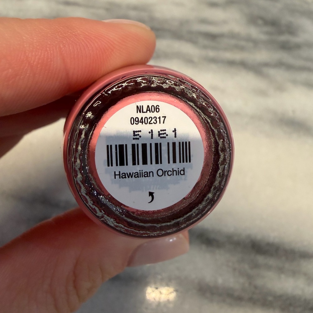 OPI Red & Pink Nail Lacquer Duo Big Apple Energy and Hawaiian Orchid - Picture 3 of 6